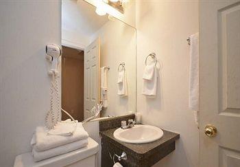 Ottawa Inn Hotel מראה חיצוני תמונה