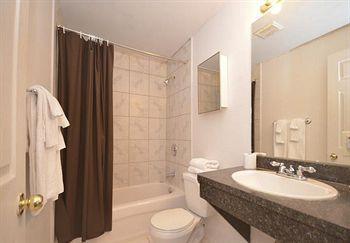 Ottawa Inn Hotel מראה חיצוני תמונה