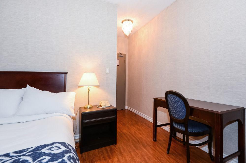 Ottawa Inn Hotel מראה חיצוני תמונה